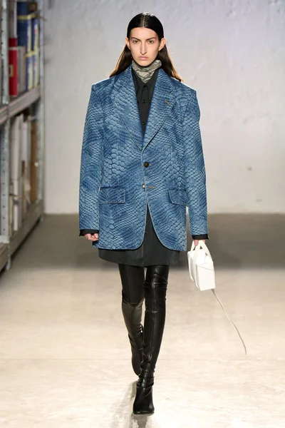 Look 6